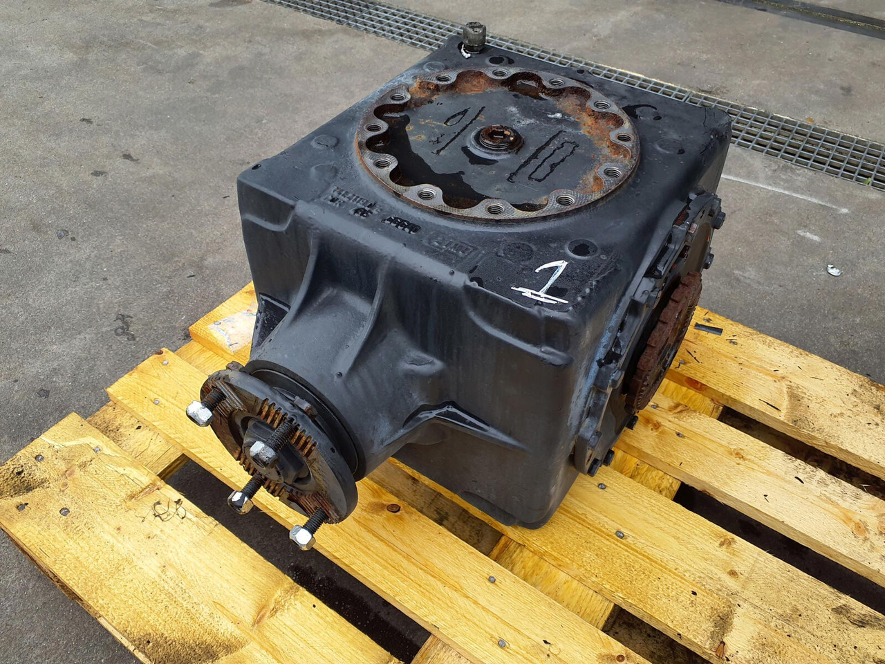 Grove GMK 6400 diff box axle 1 - Диференціал в категорії Автокрани: фото 3 Grove GMK 6400 diff box axle 1 - Диференціал в категорії Автокрани: фото 3