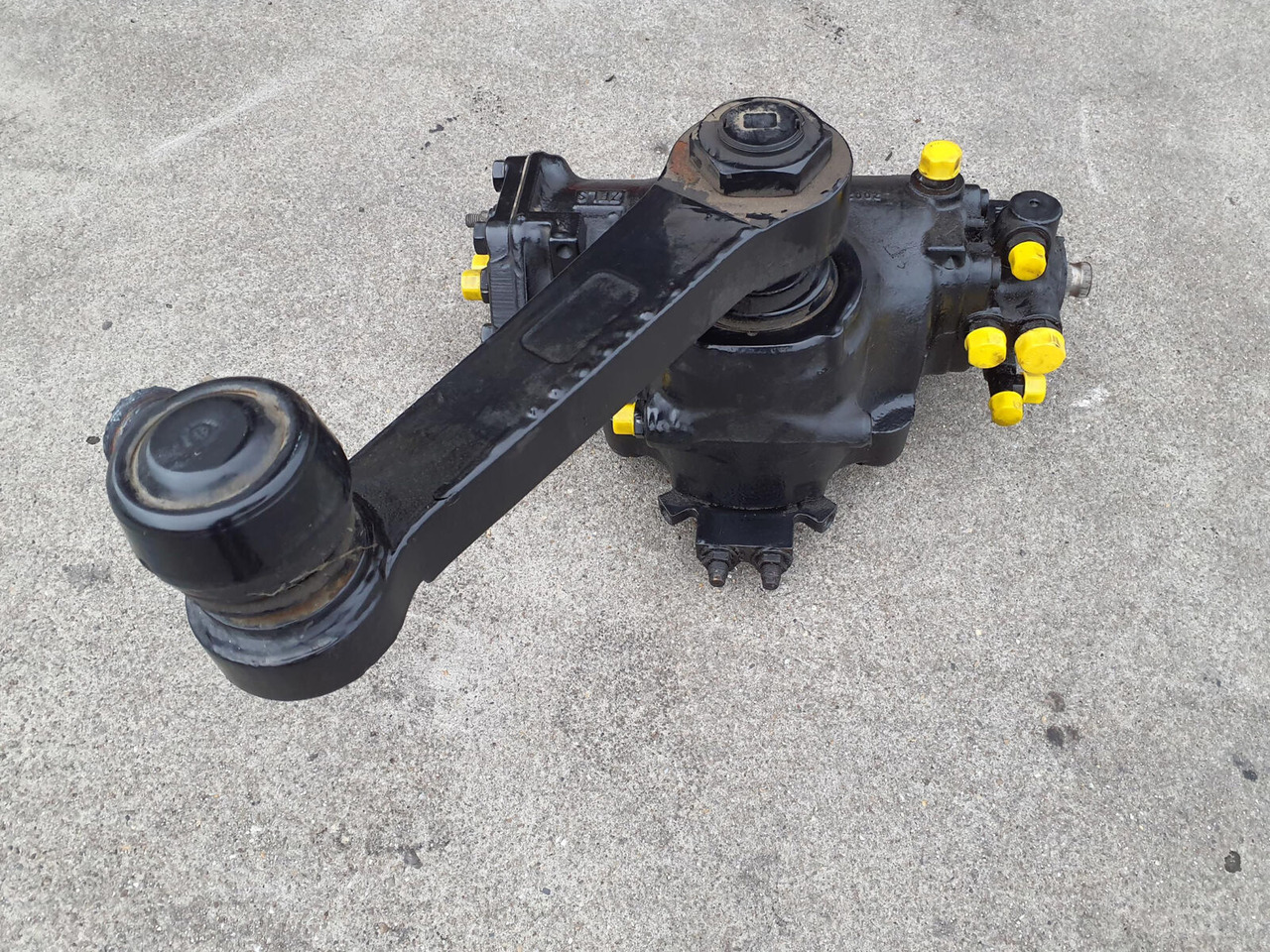 Grove GMK 6400 steering box servocom-zf - Рульовий механізм в категорії Автокрани: фото 1 Grove GMK 6400 steering box servocom-zf - Рульовий механізм в категорії Автокрани: фото 1