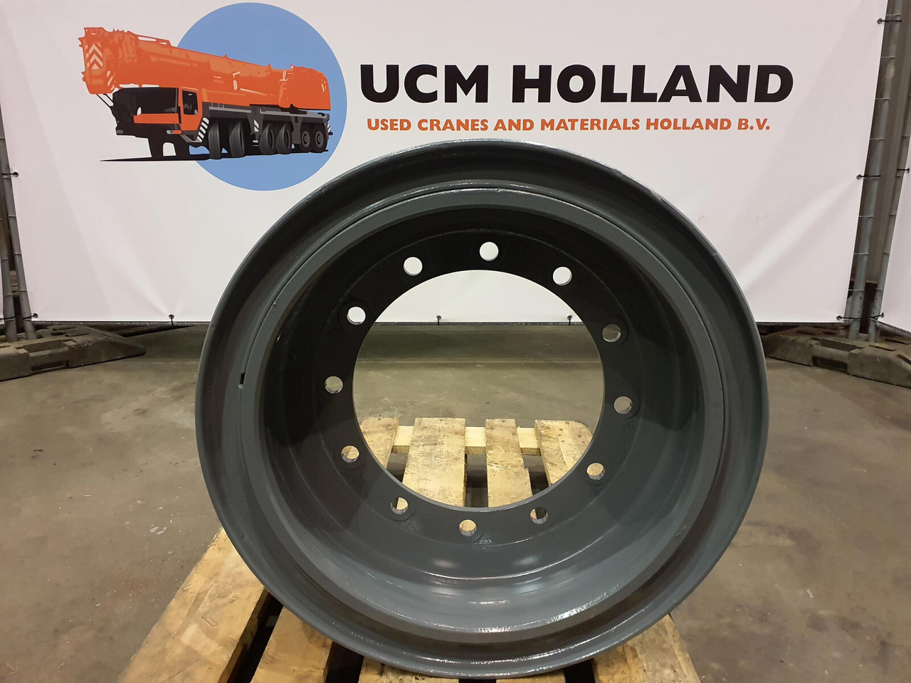 Grove Rim 445/95R25 12 14.5 3p - Колісний диск в категорії Крани: фото 1 Grove Rim 445/95R25 12 14.5 3p - Колісний диск в категорії Крани: фото 1