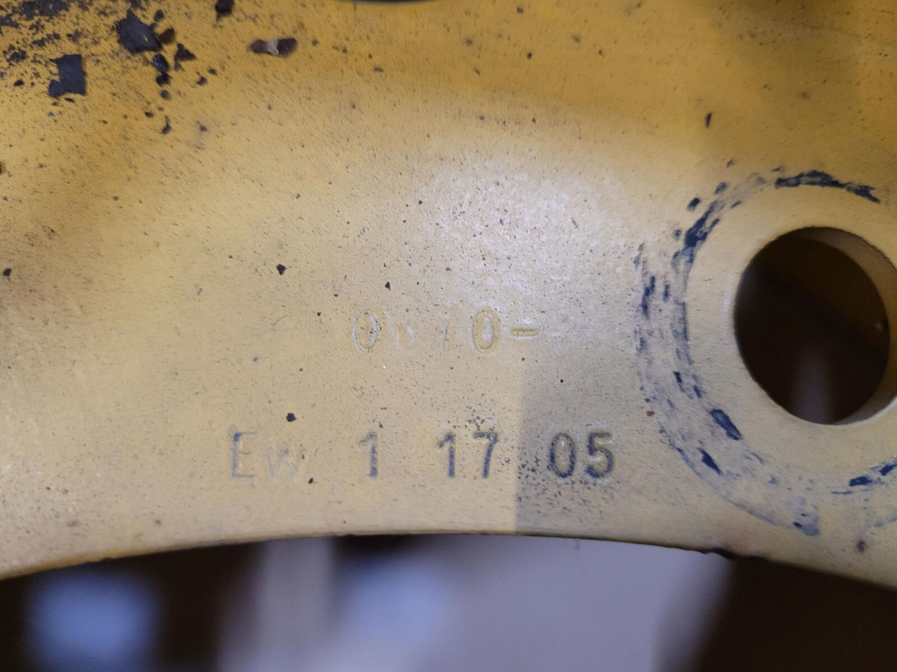 Grove Rim 445/95R25 12 14 5p - Колісний диск в категорії Крани: фото 3 Grove Rim 445/95R25 12 14 5p - Колісний диск в категорії Крани: фото 3