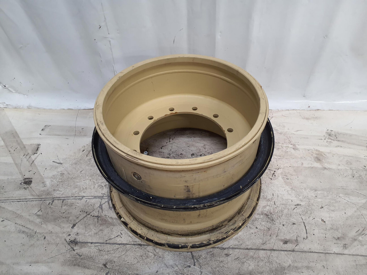 Grove Rim 525/80R25 12 20.5 3p - Колісний диск в категорії Крани: фото 1 Grove Rim 525/80R25 12 20.5 3p - Колісний диск в категорії Крани: фото 1