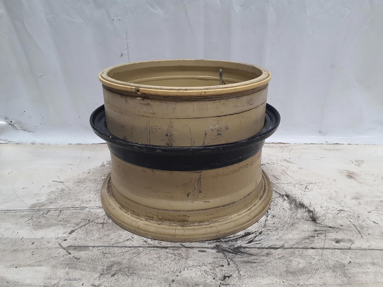 Grove Rim 525/80R25 12 20.5 3p - Колісний диск в категорії Крани: фото 3 Grove Rim 525/80R25 12 20.5 3p - Колісний диск в категорії Крани: фото 3