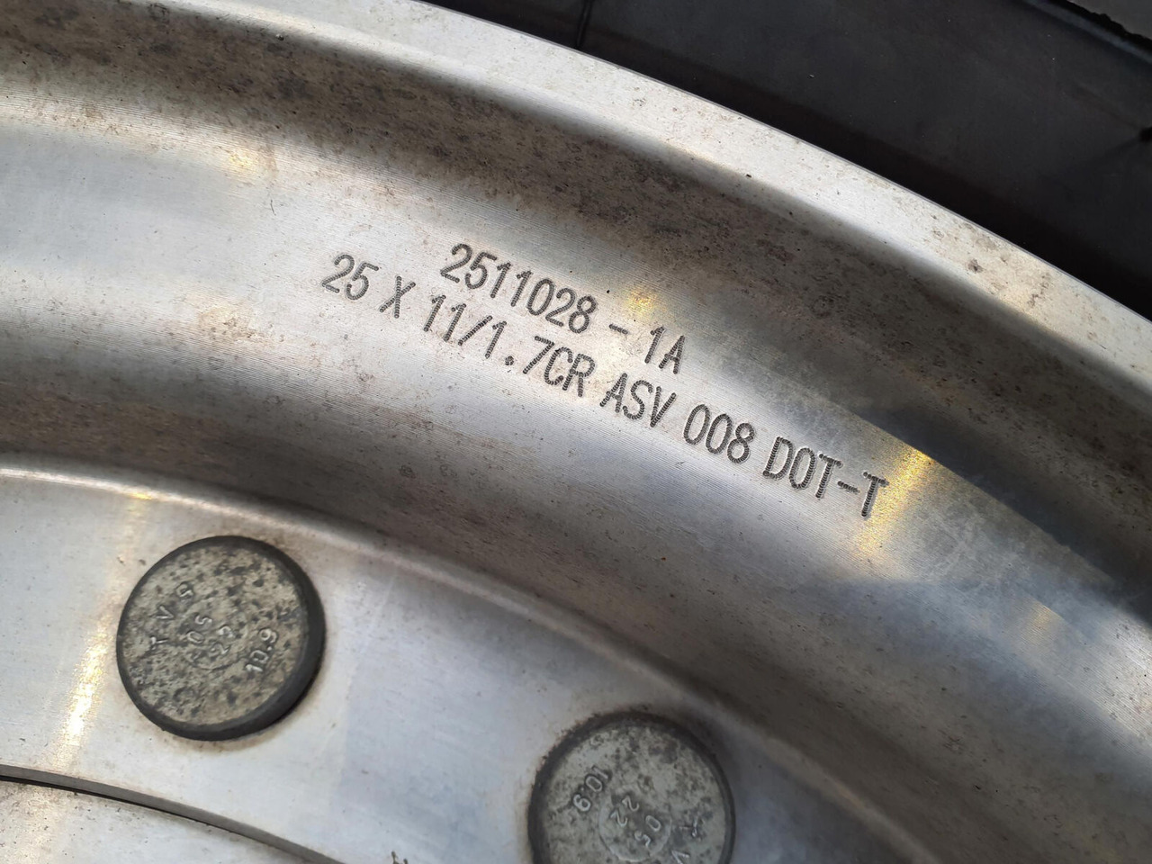 Grove Wheel 445/95R25 12 9 2p alu - Колесо в категорії Крани: фото 5 Grove Wheel 445/95R25 12 9 2p alu - Колесо в категорії Крани: фото 5