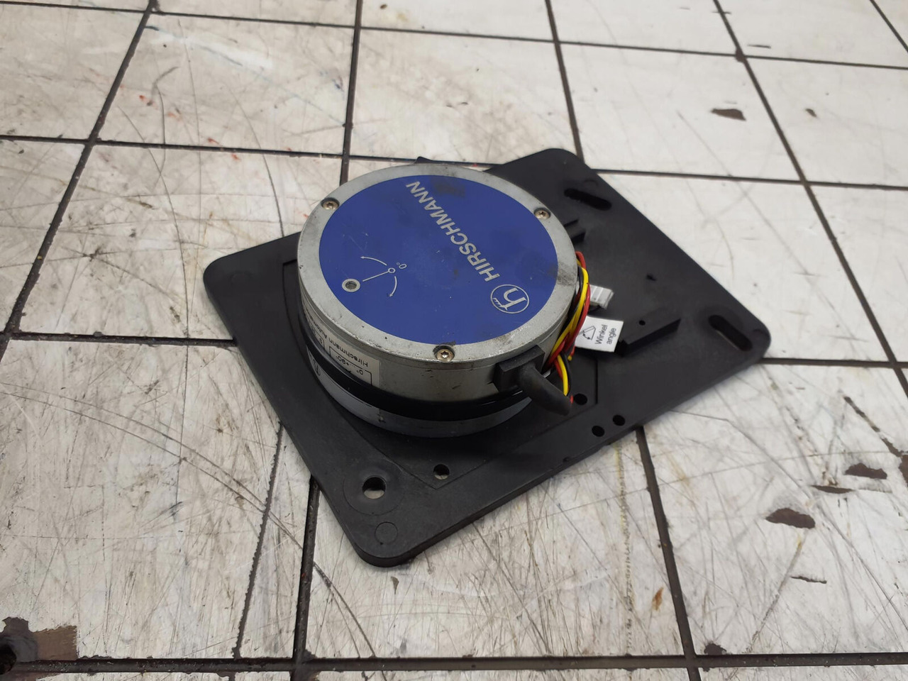 Hirschmann AC 3.060-1 angle sensor - Давач в категорії Крани: фото 2 Hirschmann AC 3.060-1 angle sensor - Давач в категорії Крани: фото 2