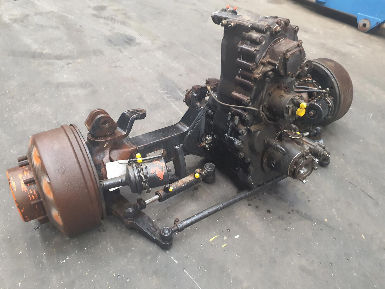Kessler+Co AC 155 axle 2 - Вісь та запчастини в категорії Автокрани: фото 2 Kessler+Co AC 155 axle 2 - Вісь та запчастини в категорії Автокрани: фото 2