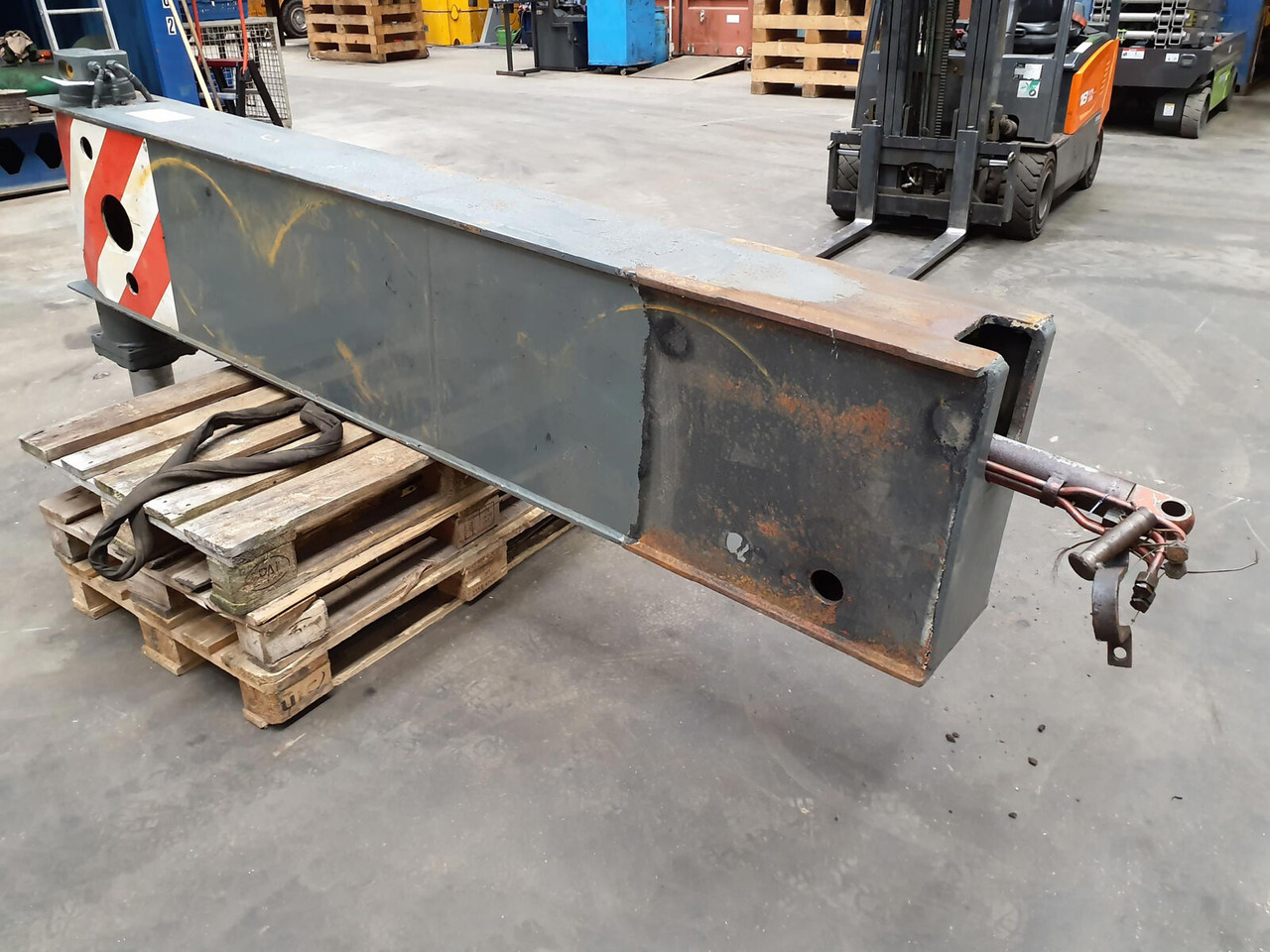 Krupp 70 GMT outriggerbeam rear complete - Підвіска в категорії Автокрани: фото 4 Krupp 70 GMT outriggerbeam rear complete - Підвіска в категорії Автокрани: фото 4