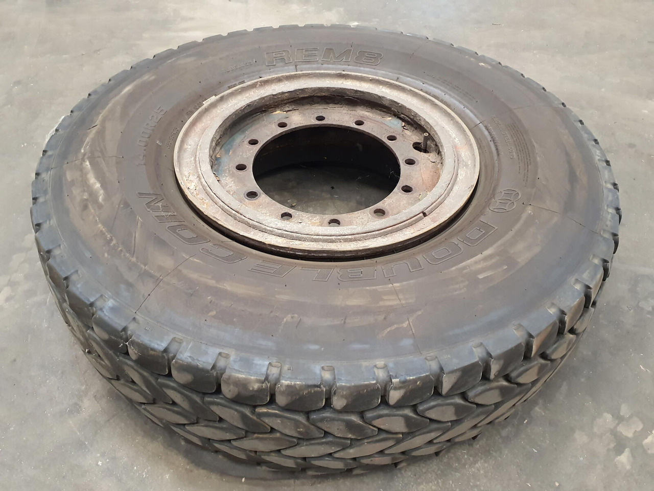 Krupp Wheel 385/95R25 12 5.4 3p - Колесо в категорії Крани: фото 2 Krupp Wheel 385/95R25 12 5.4 3p - Колесо в категорії Крани: фото 2