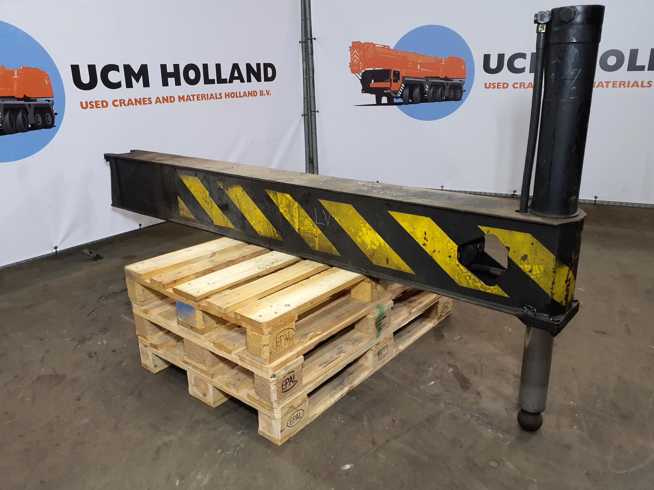 Liebherr LTM 1035/2 sliding beam complete - Підвіска в категорії Автокрани: фото 1 Liebherr LTM 1035/2 sliding beam complete - Підвіска в категорії Автокрани: фото 1