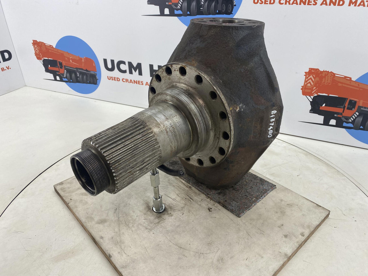 Liebherr LTM 1035 Steering knuckle 16 holes axle 1 - Поворотний кулак в категорії Автокрани: фото 1 Liebherr LTM 1035 Steering knuckle 16 holes axle 1 - Поворотний кулак в категорії Автокрани: фото 1