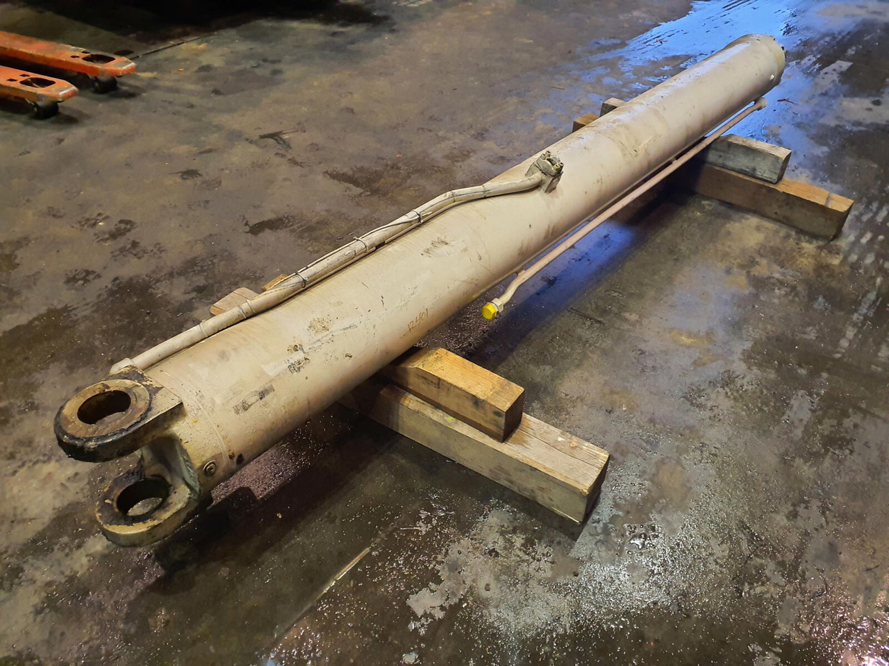 Liebherr LTM 1045-3.1 boom cylinder - Гідроциліндр в категорії Автокрани: фото 4 Liebherr LTM 1045-3.1 boom cylinder - Гідроциліндр в категорії Автокрани: фото 4