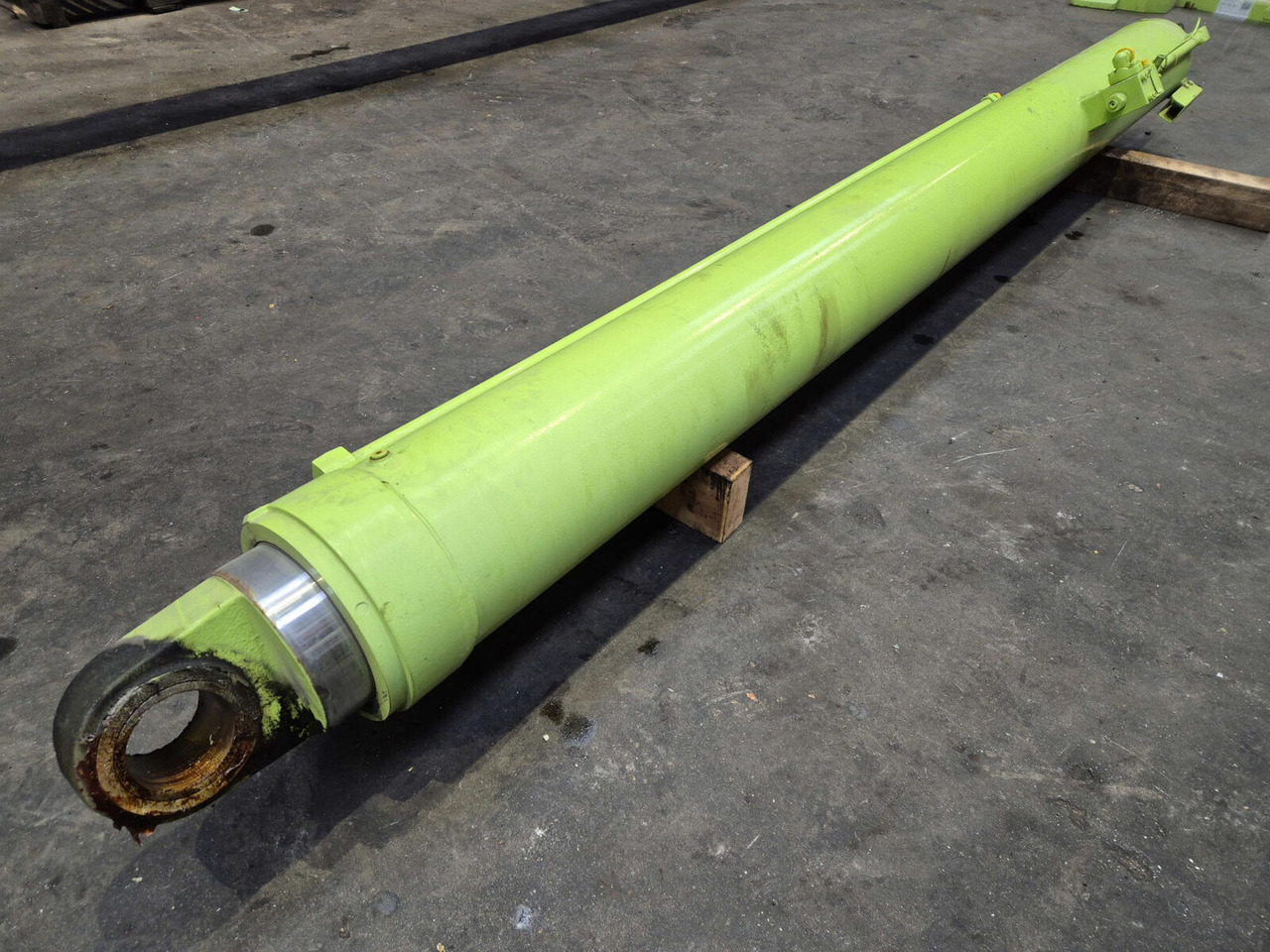 Liebherr LTM 1050-3.1 boom cylinder - Гідроциліндр в категорії Крани: фото 4 Liebherr LTM 1050-3.1 boom cylinder - Гідроциліндр в категорії Крани: фото 4