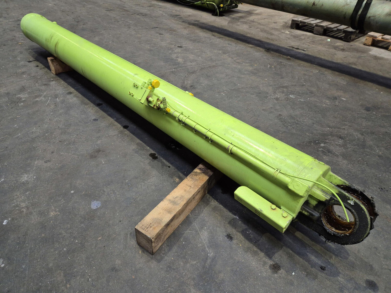 Liebherr LTM 1050-3.1 boom cylinder - Гідроциліндр в категорії Крани: фото 3 Liebherr LTM 1050-3.1 boom cylinder - Гідроциліндр в категорії Крани: фото 3