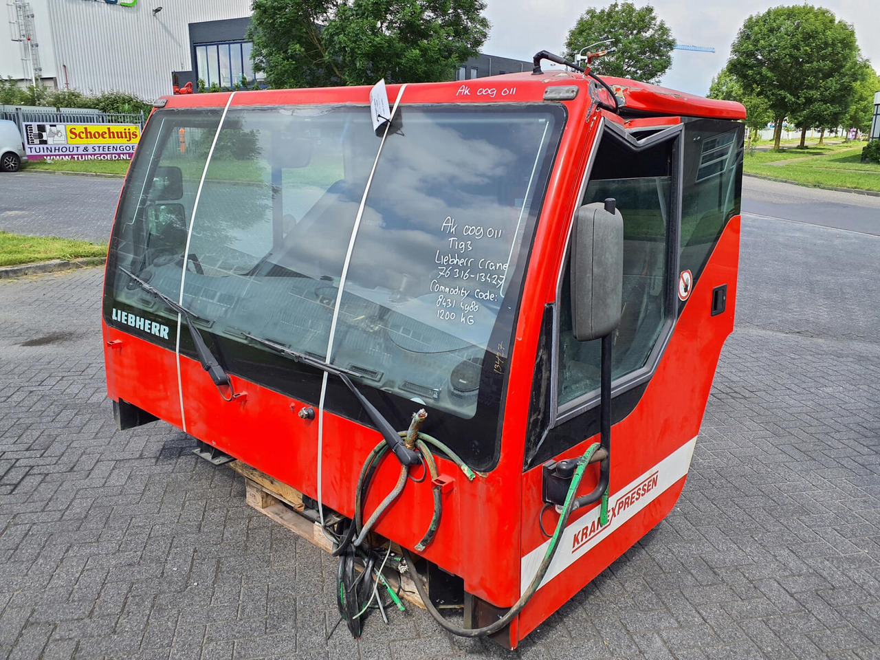 Liebherr LTM 1060-2 lower cabin - Кабіна в категорії Автокрани: фото 1 Liebherr LTM 1060-2 lower cabin - Кабіна в категорії Автокрани: фото 1