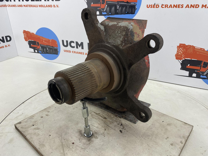Liebherr LTM 1060 Steering knuckle axle 1 and 2 - Поворотний кулак в категорії Крани: фото 1 Liebherr LTM 1060 Steering knuckle axle 1 and 2 - Поворотний кулак в категорії Крани: фото 1