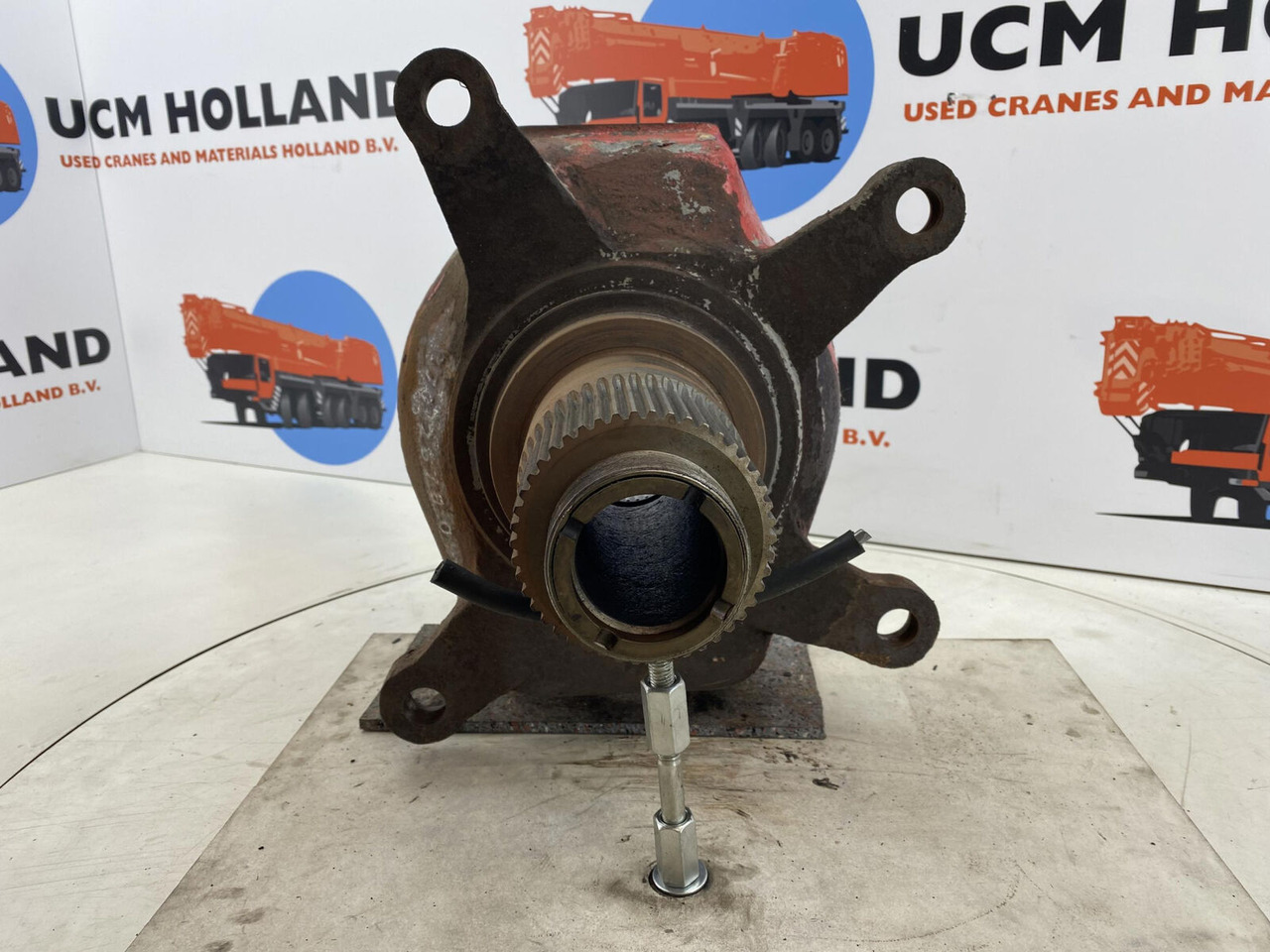 Liebherr LTM 1060 Steering knuckle axle 1 and 2 - Поворотний кулак в категорії Автокрани: фото 2 Liebherr LTM 1060 Steering knuckle axle 1 and 2 - Поворотний кулак в категорії Автокрани: фото 2