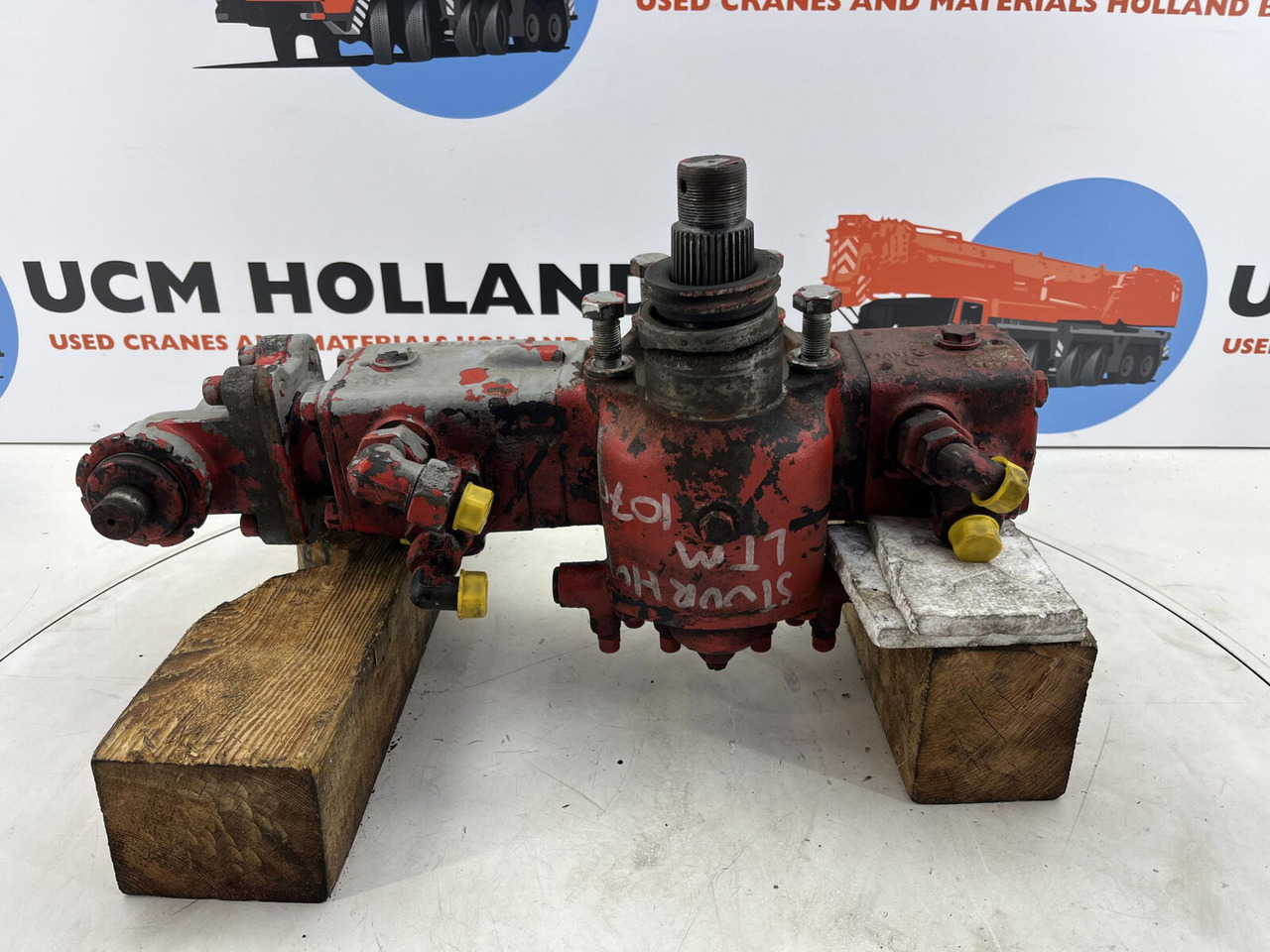 Liebherr LTM 1070 Steering box - Рульовий механізм в категорії Автокрани: фото 3 Liebherr LTM 1070 Steering box - Рульовий механізм в категорії Автокрани: фото 3