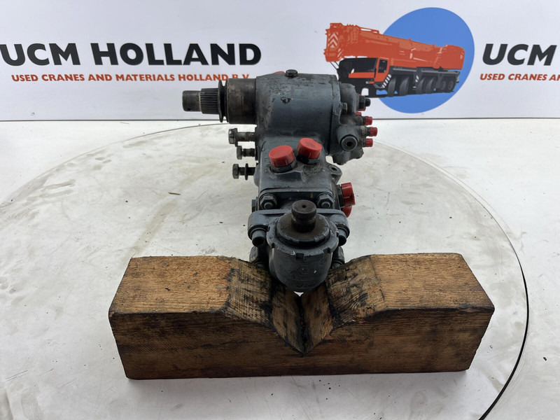 Liebherr LTM 1070 steering box - Рульова колонка в категорії Крани: фото 2 Liebherr LTM 1070 steering box - Рульова колонка в категорії Крани: фото 2