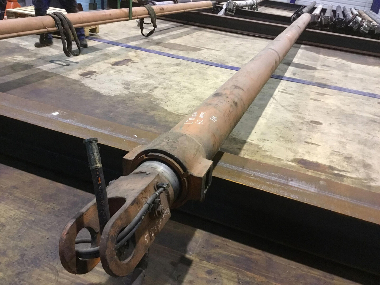 Liebherr LTM 1070 telescopic cylinder - Гідроциліндр в категорії Автокрани: фото 2 Liebherr LTM 1070 telescopic cylinder - Гідроциліндр в категорії Автокрани: фото 2