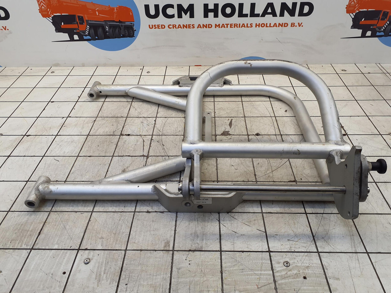 Liebherr LTM 1250-5.1 guard railing 40X500X760 - Кузов і екстер'єр в категорії Автокрани: фото 3 Liebherr LTM 1250-5.1 guard railing 40X500X760 - Кузов і екстер'єр в категорії Автокрани: фото 3