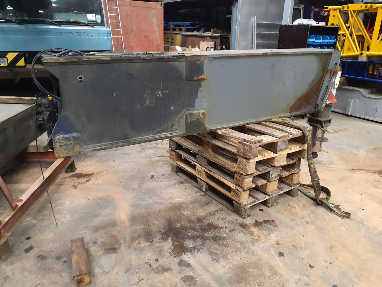 Liebherr LTM 1300 outrigger complete rear L - Підвіска в категорії Автокрани: фото 4 Liebherr LTM 1300 outrigger complete rear L - Підвіска в категорії Автокрани: фото 4