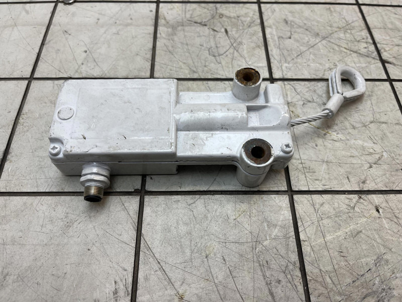 Liebherr LTM 1400-7.1 hoist limit switch - Електрична система в категорії Крани: фото 1 Liebherr LTM 1400-7.1 hoist limit switch - Електрична система в категорії Крани: фото 1