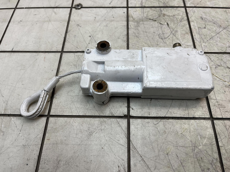 Liebherr LTM 1400-7.1 hoist limit switch - Електрична система в категорії Крани: фото 3 Liebherr LTM 1400-7.1 hoist limit switch - Електрична система в категорії Крани: фото 3