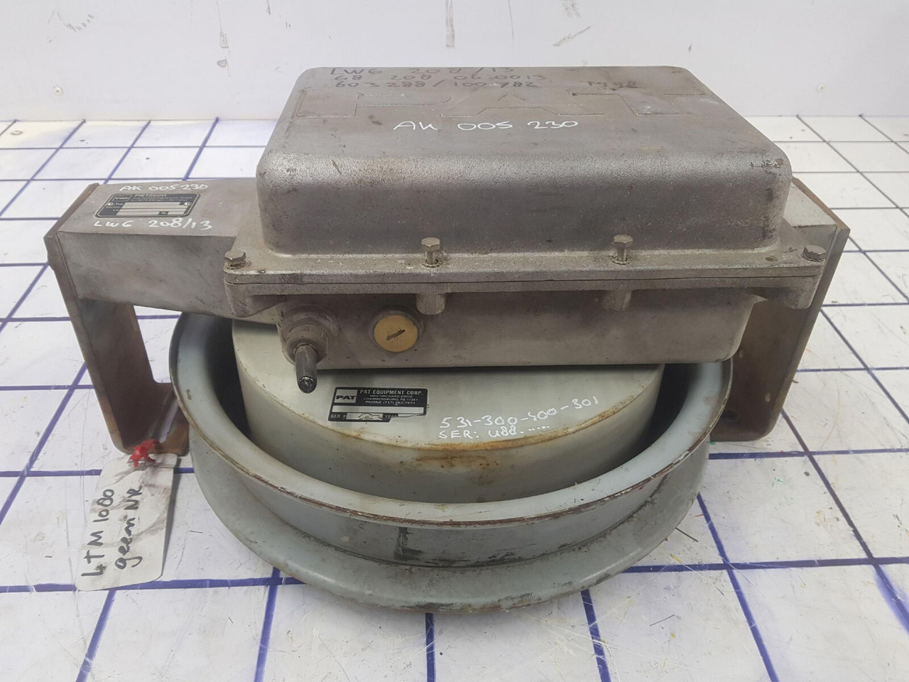 Liebherr PAT length indicator LWG 208/13 - Електрична система в категорії Автокрани: фото 1 Liebherr PAT length indicator LWG 208/13 - Електрична система в категорії Автокрани: фото 1