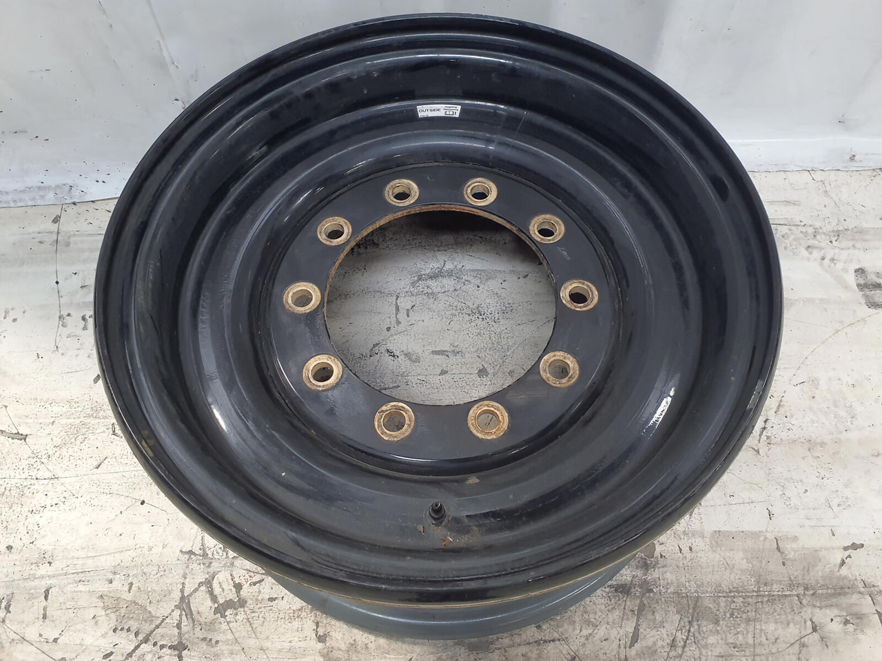 Liebherr Rim 445/95R25 10 12 1p - Колісний диск в категорії Крани: фото 2 Liebherr Rim 445/95R25 10 12 1p - Колісний диск в категорії Крани: фото 2