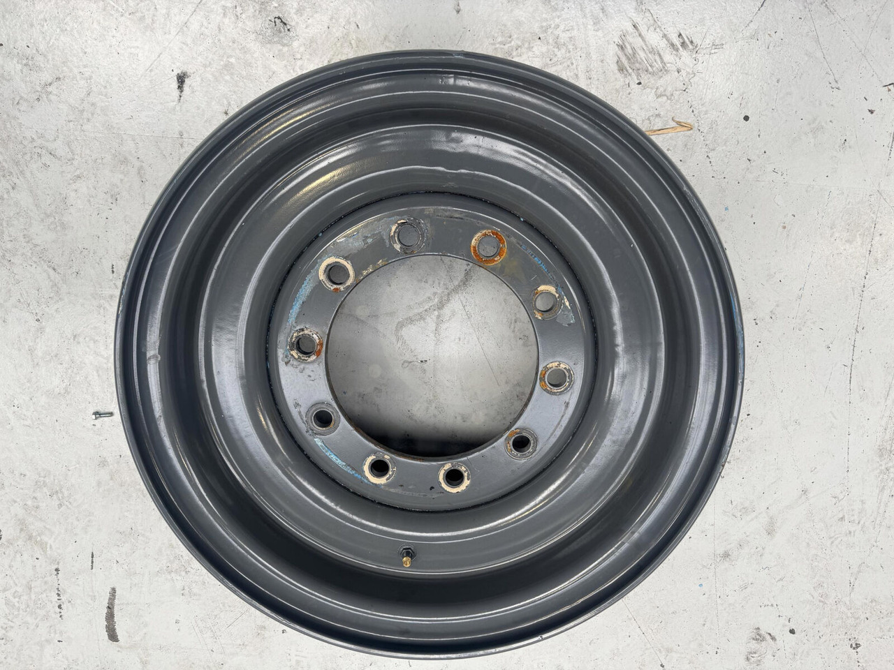 Liebherr Rim 445/95R25 10 12 1p - Колісний диск в категорії Крани: фото 3 Liebherr Rim 445/95R25 10 12 1p - Колісний диск в категорії Крани: фото 3