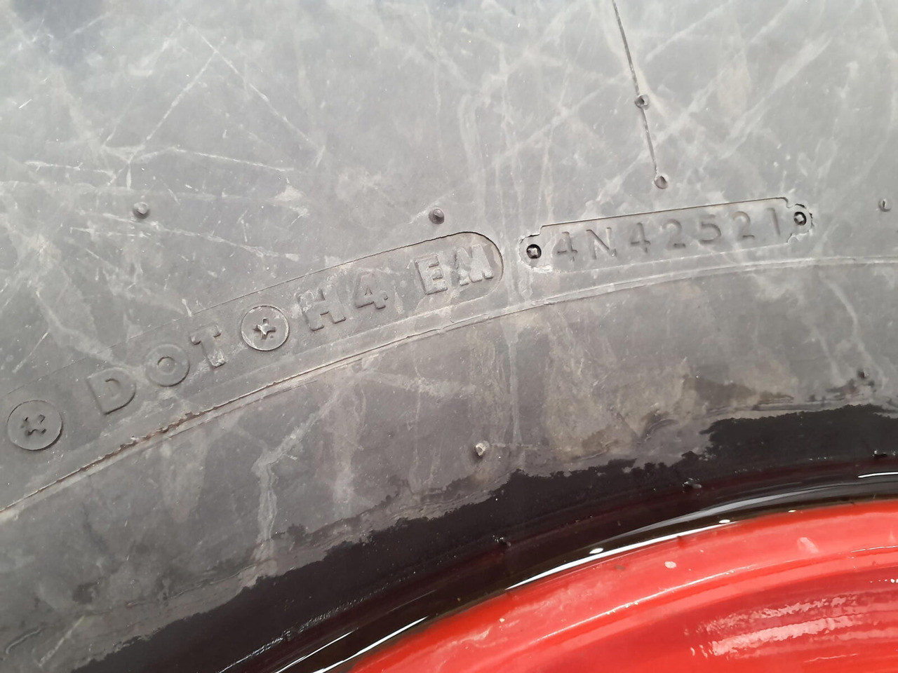 Liebherr Wheel 445/95R25 10 12 1p - Колесо в категорії Крани: фото 3 Liebherr Wheel 445/95R25 10 12 1p - Колесо в категорії Крани: фото 3