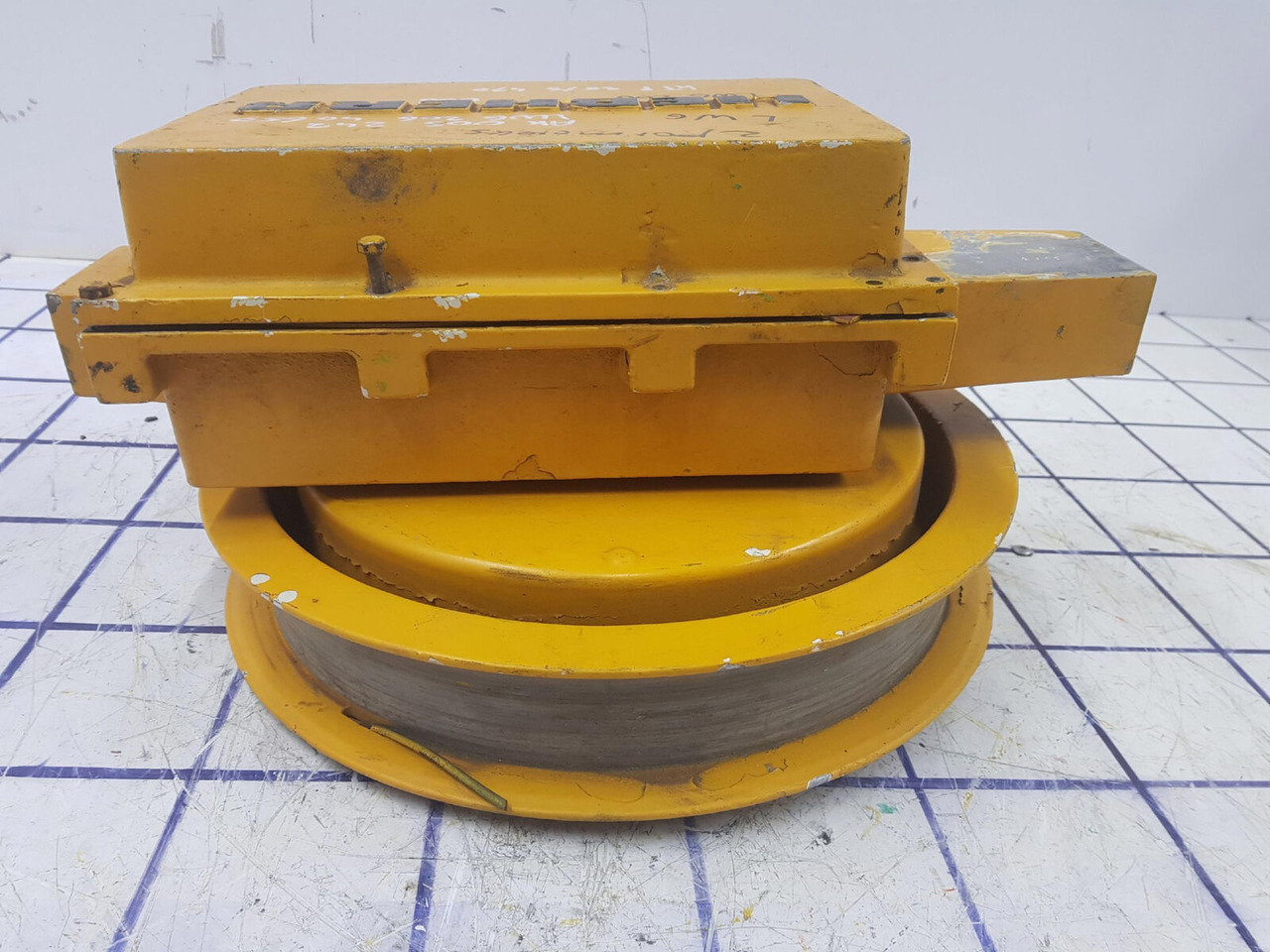 Liebherr lenght indicator LWG 206 - Кузов і екстер'єр в категорії Автокрани: фото 3 Liebherr lenght indicator LWG 206 - Кузов і екстер'єр в категорії Автокрани: фото 3