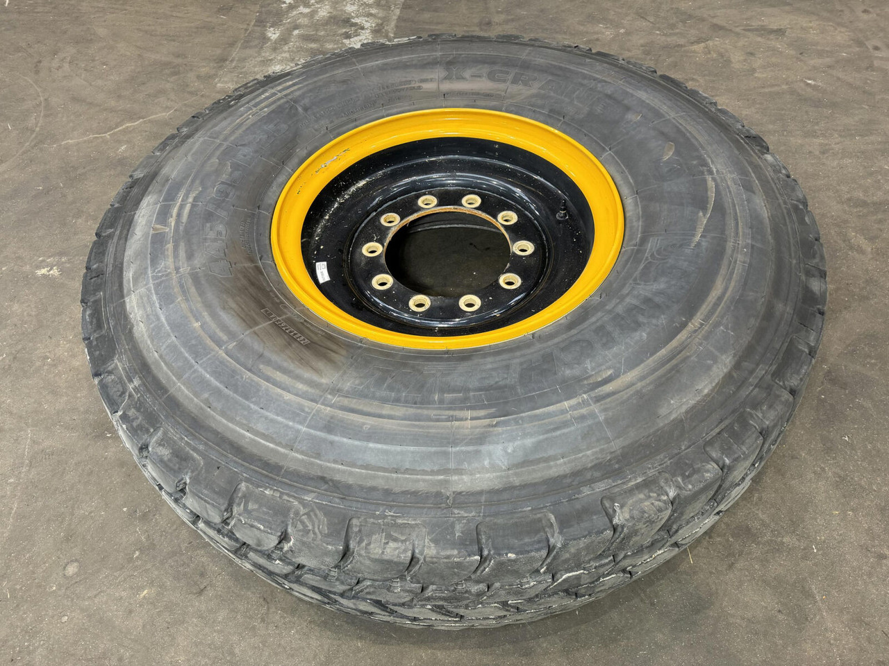 Michelin Wheel 445/95R25 10 12.3 1p - Колесо в категорії Крани: фото 2 Michelin Wheel 445/95R25 10 12.3 1p - Колесо в категорії Крани: фото 2