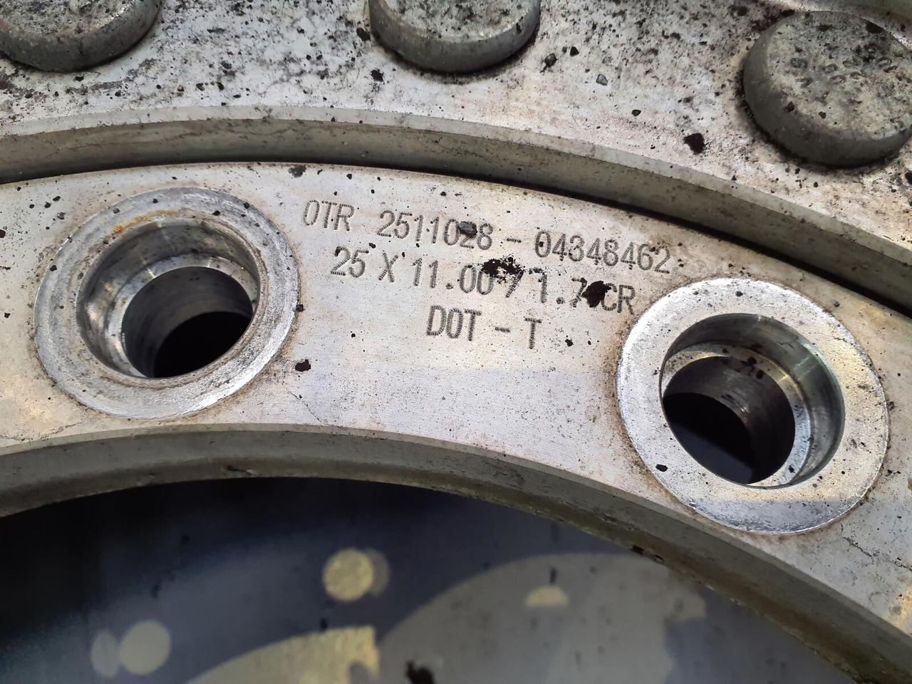 Michelin Wheel 445/95R25 12 9 2p alu - Колесо в категорії Крани: фото 4 Michelin Wheel 445/95R25 12 9 2p alu - Колесо в категорії Крани: фото 4