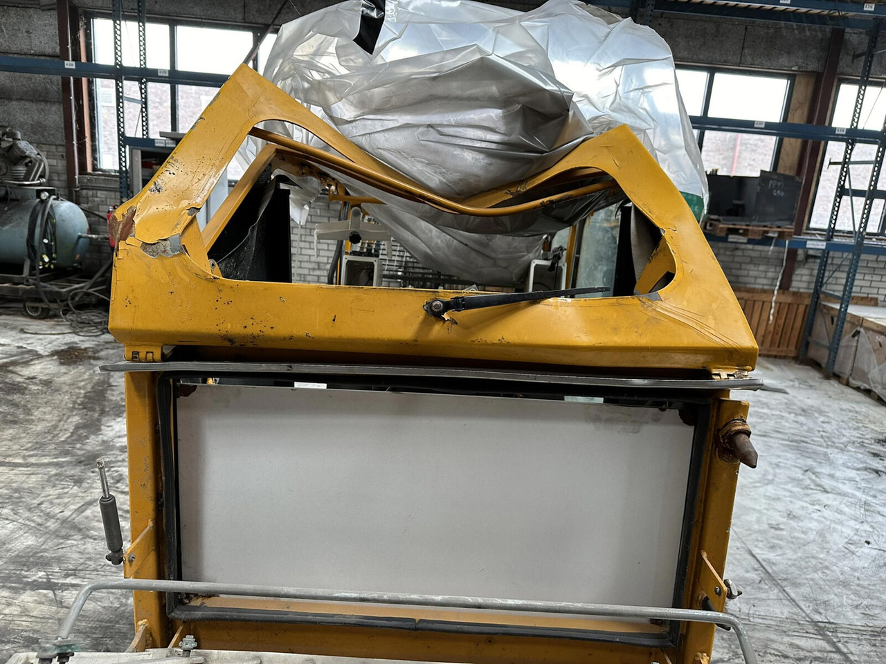 Spierings SK 1265 AT6 upper cabin - Кабіна в категорії Автокрани: фото 4 Spierings SK 1265 AT6 upper cabin - Кабіна в категорії Автокрани: фото 4