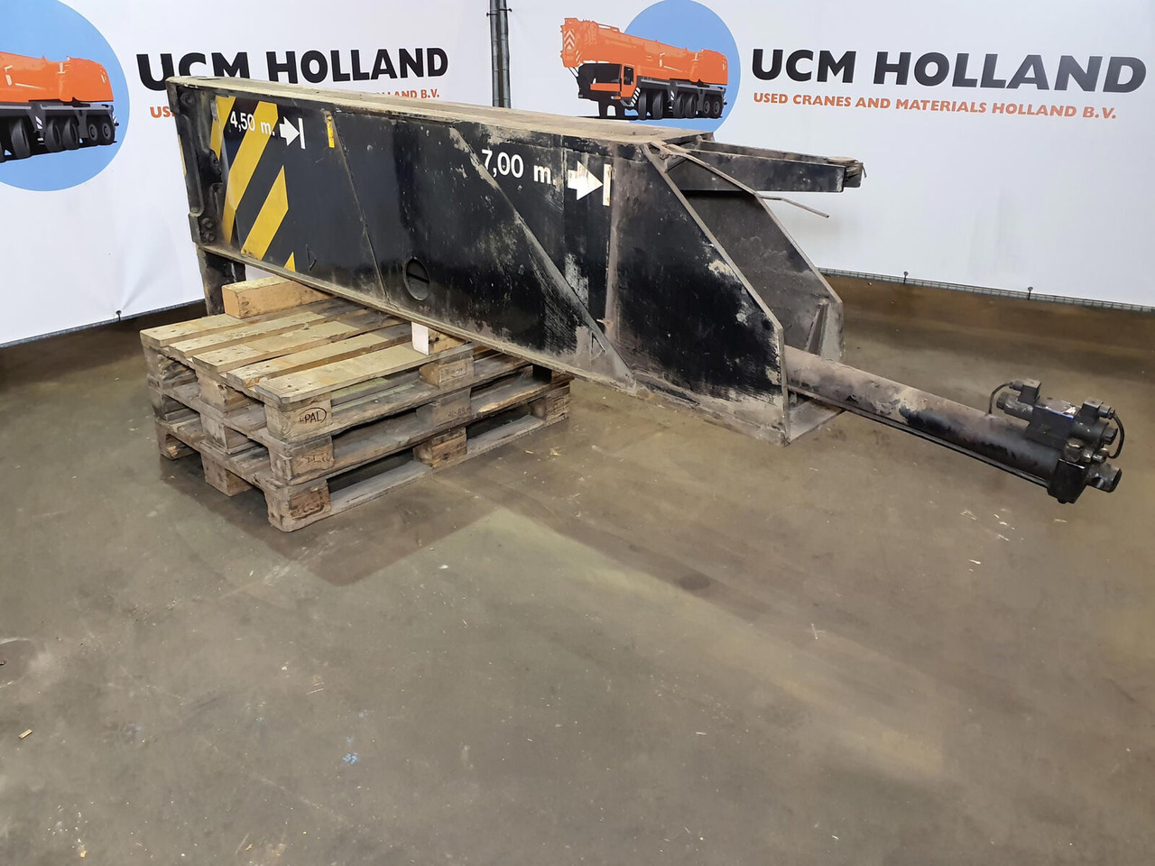 Terex AC 100 outrigger beam complete rear - Підвіска в категорії Автокрани: фото 3 Terex AC 100 outrigger beam complete rear - Підвіска в категорії Автокрани: фото 3