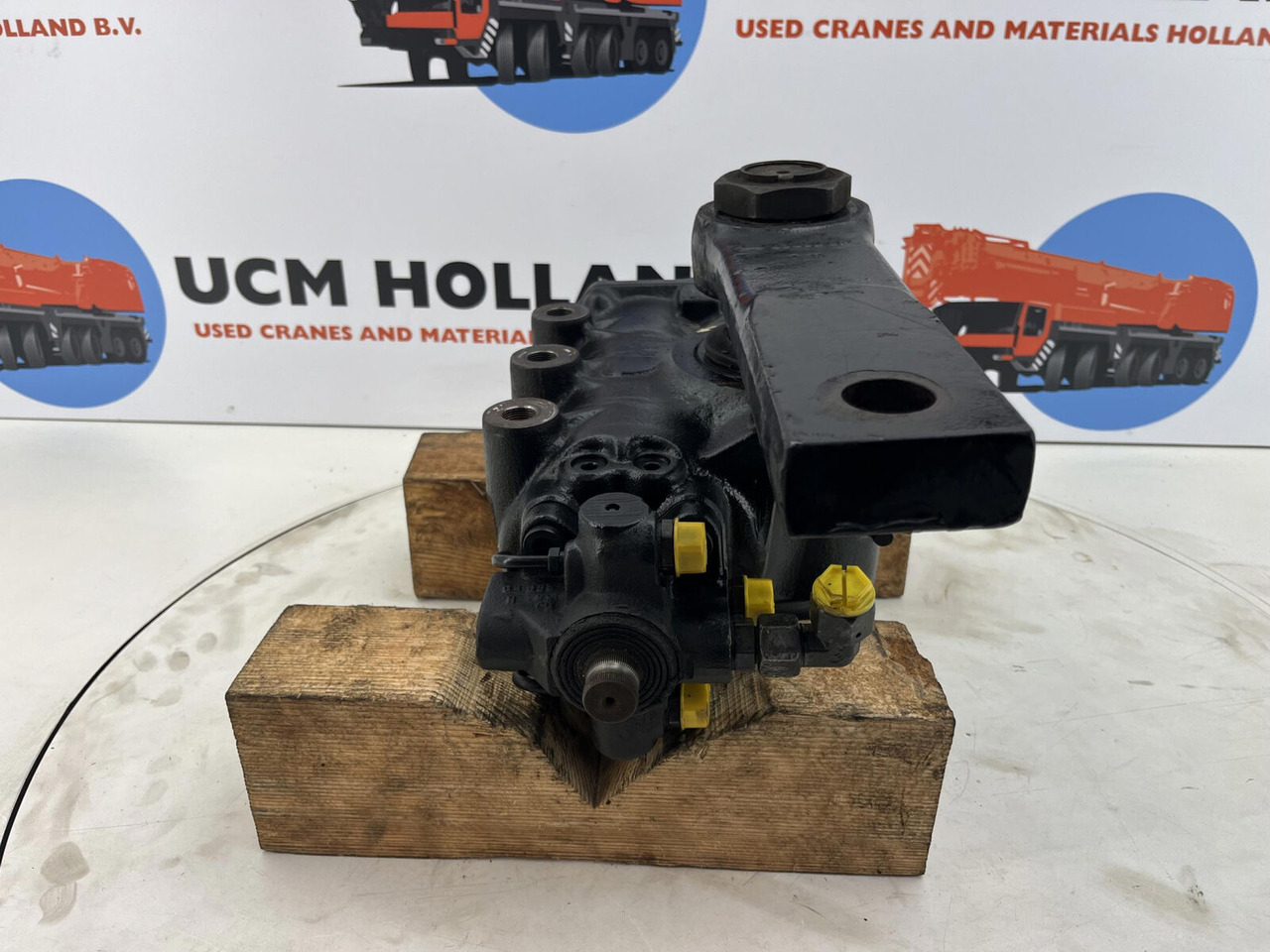 Terex AC 50-1 steering box with lever - Рульовий механізм в категорії Автокрани: фото 2 Terex AC 50-1 steering box with lever - Рульовий механізм в категорії Автокрани: фото 2