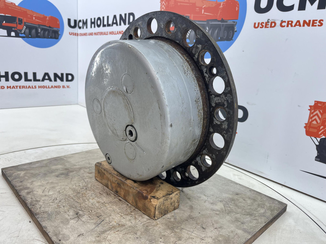Terex Demag AC 100/4 planetary gear 22-25-74-40-3pl-H127-46 - Бортовий редуктор в категорії Автокрани: фото 2 Terex Demag AC 100/4 planetary gear 22-25-74-40-3pl-H127-46 - Бортовий редуктор в категорії Автокрани: фото 2