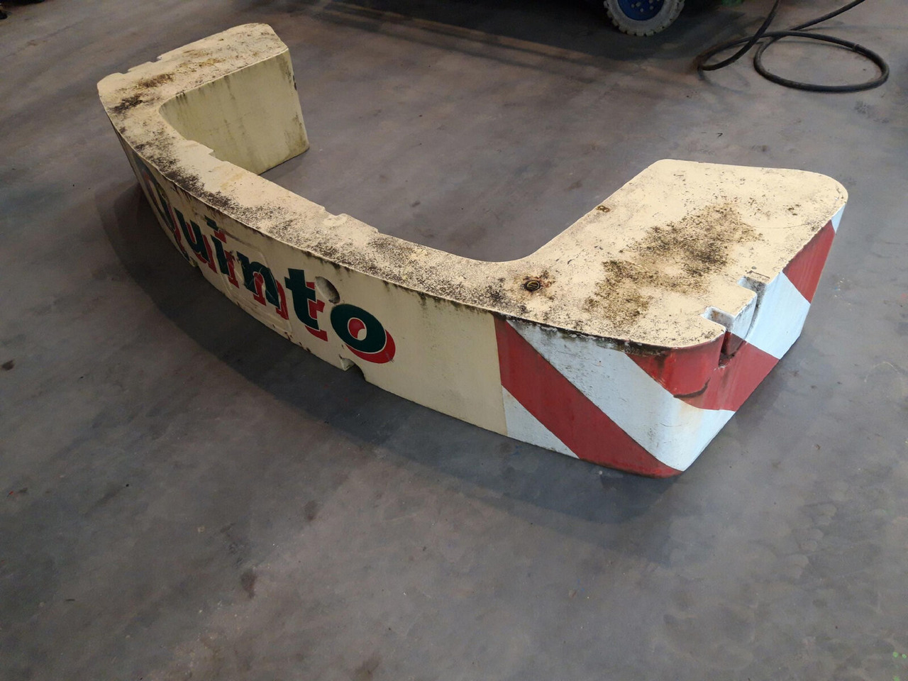 Terex Demag AC 35 counterweight 2,5 T - Противага в категорії Автокрани: фото 4 Terex Demag AC 35 counterweight 2,5 T - Противага в категорії Автокрани: фото 4