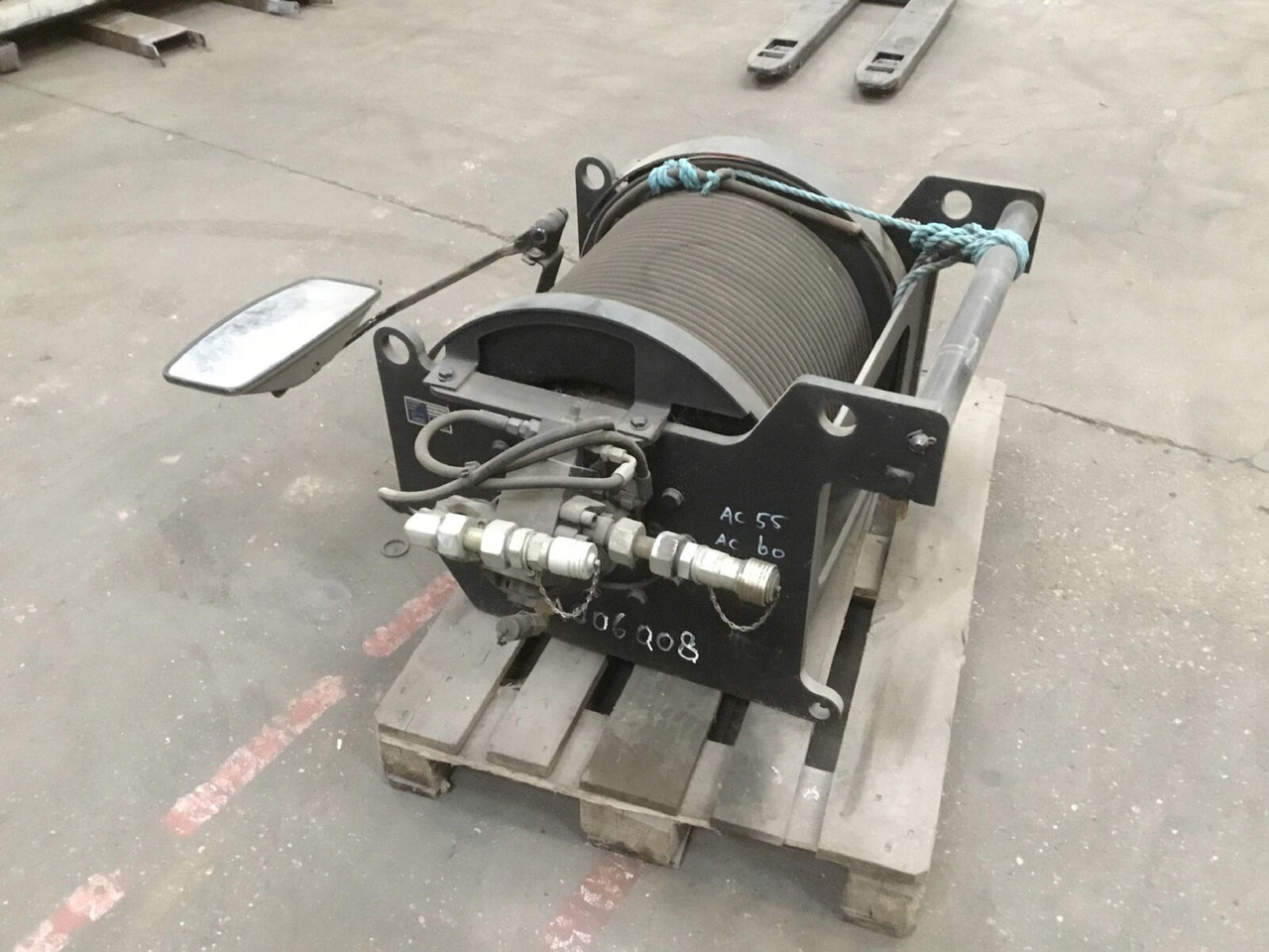 Terex Demag AC55-L winch - Лебідка в категорії Автокрани: фото 1 Terex Demag AC55-L winch - Лебідка в категорії Автокрани: фото 1