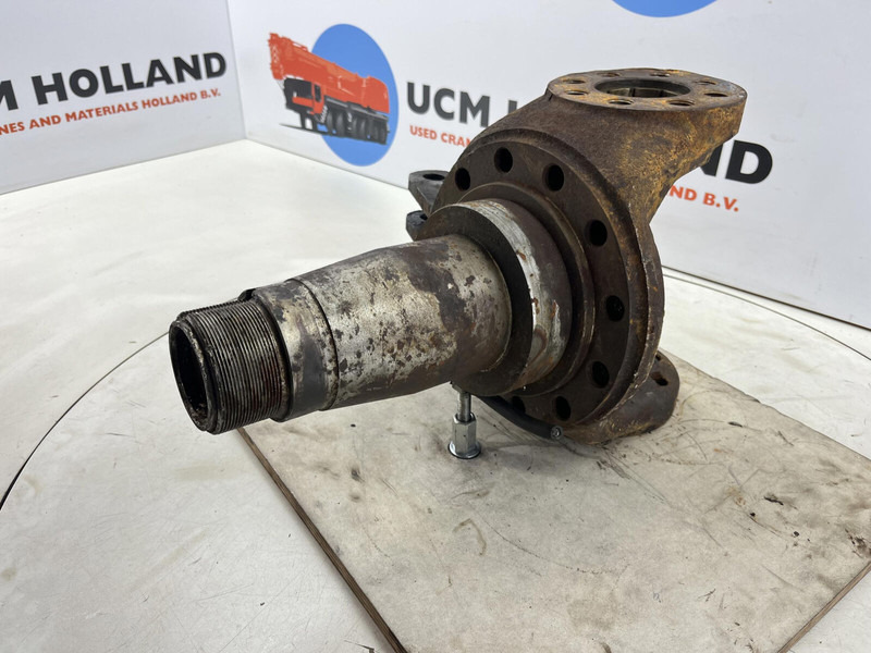 Terex HC 340 Steering knuckle 12 holes axle 2 - Поворотний кулак в категорії Крани: фото 1 Terex HC 340 Steering knuckle 12 holes axle 2 - Поворотний кулак в категорії Крани: фото 1