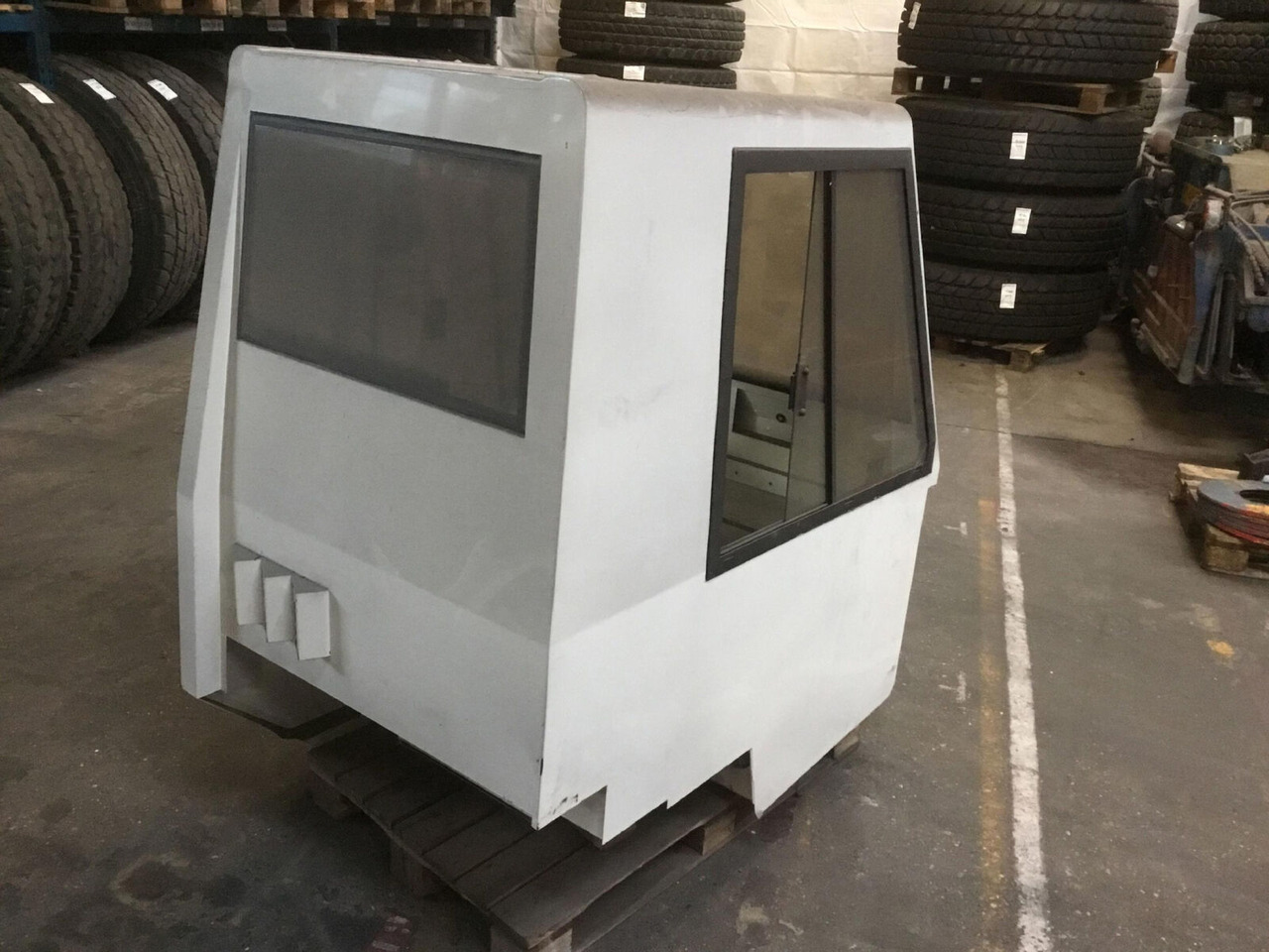 Terex PPM lower cabin - Кабіна в категорії Автокрани: фото 4 Terex PPM lower cabin - Кабіна в категорії Автокрани: фото 4