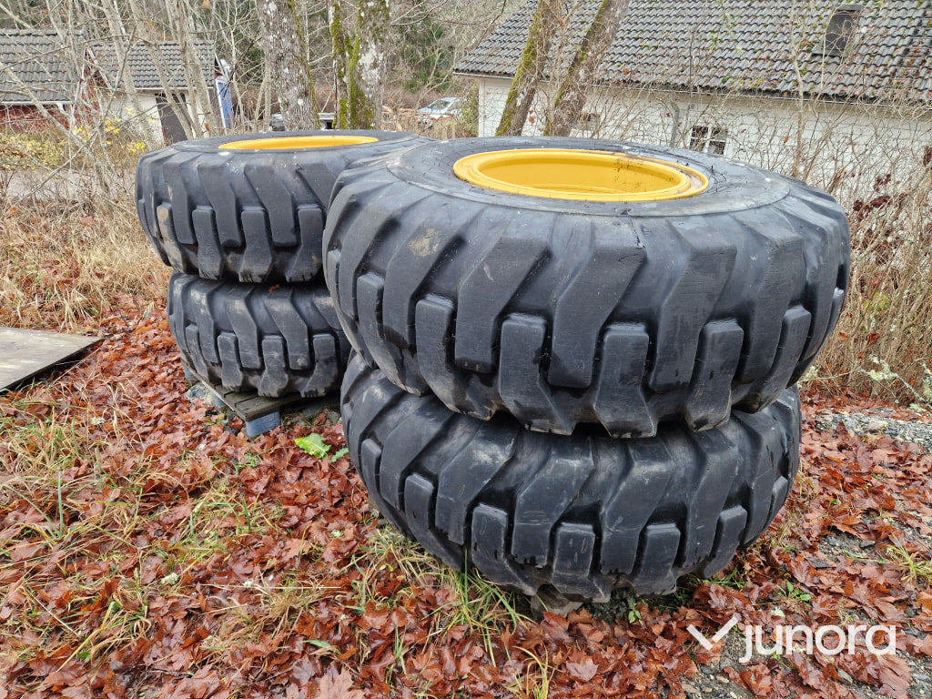 Däck - Hjullastare 20,5-25 - Шина: фото 1 Däck - Hjullastare 20,5-25 - Шина: фото 1