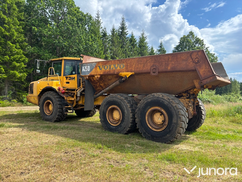 Dumper Volvo A25D - Шарнірний самоскид: фото 2 Dumper Volvo A25D - Шарнірний самоскид: фото 2