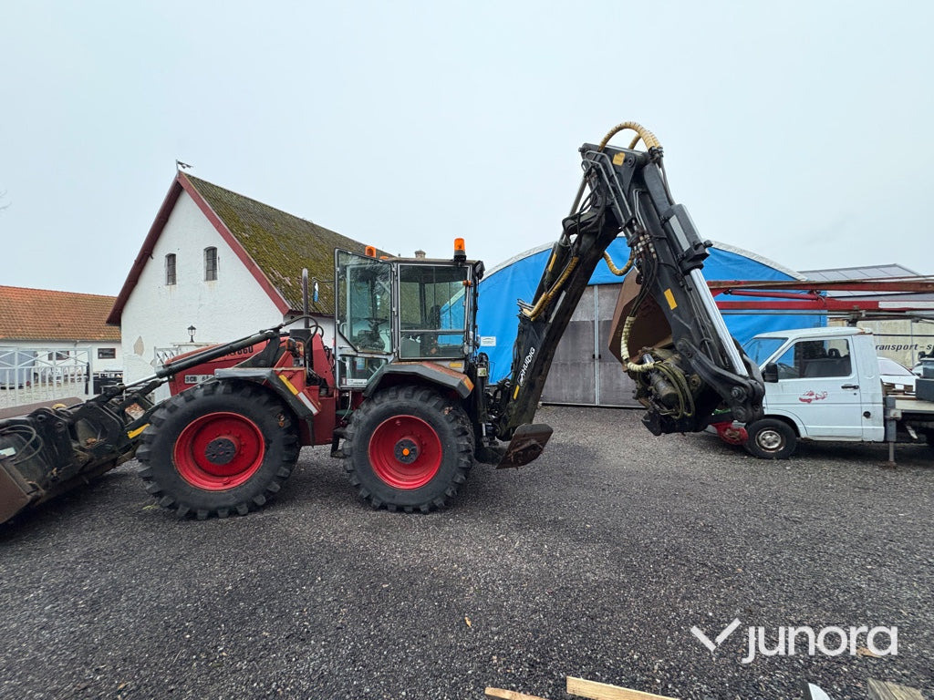 Grävlastare - Huddig, 860 - Екскаватор-навантажувач: фото 3 Grävlastare - Huddig, 860 - Екскаватор-навантажувач: фото 3