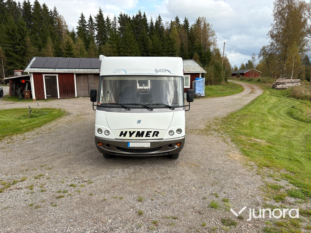 Husbil Hymer B654 - Інтегрований автобудинок: фото 2 Husbil Hymer B654 - Інтегрований автобудинок: фото 2