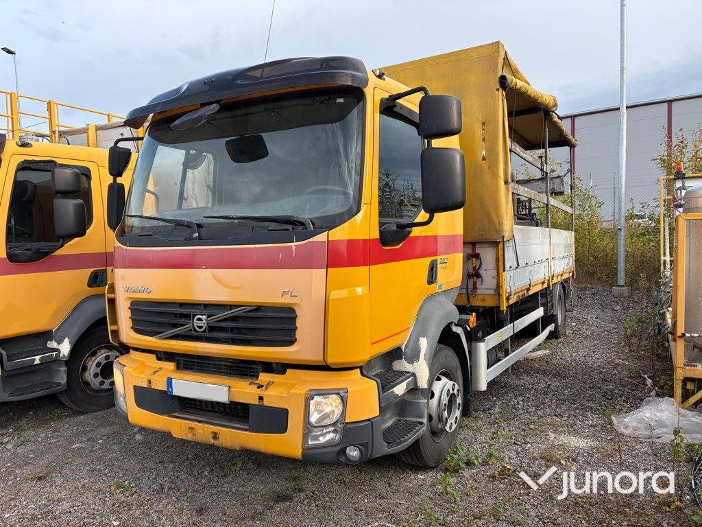Lastbil Volvo FL-280 4*2 - Тентована вантажівка: фото 1 Lastbil Volvo FL-280 4*2 - Тентована вантажівка: фото 1