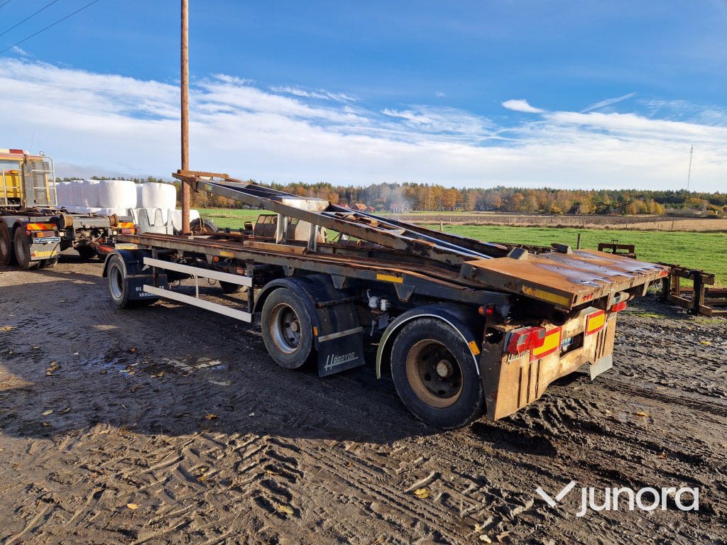 Lastväxlarvagn + Tipp - Härryda, THLBS-300-N - Контейнеровоз/ Змінний кузов причіп: фото 1 Lastväxlarvagn + Tipp - Härryda, THLBS-300-N - Контейнеровоз/ Змінний кузов причіп: фото 1