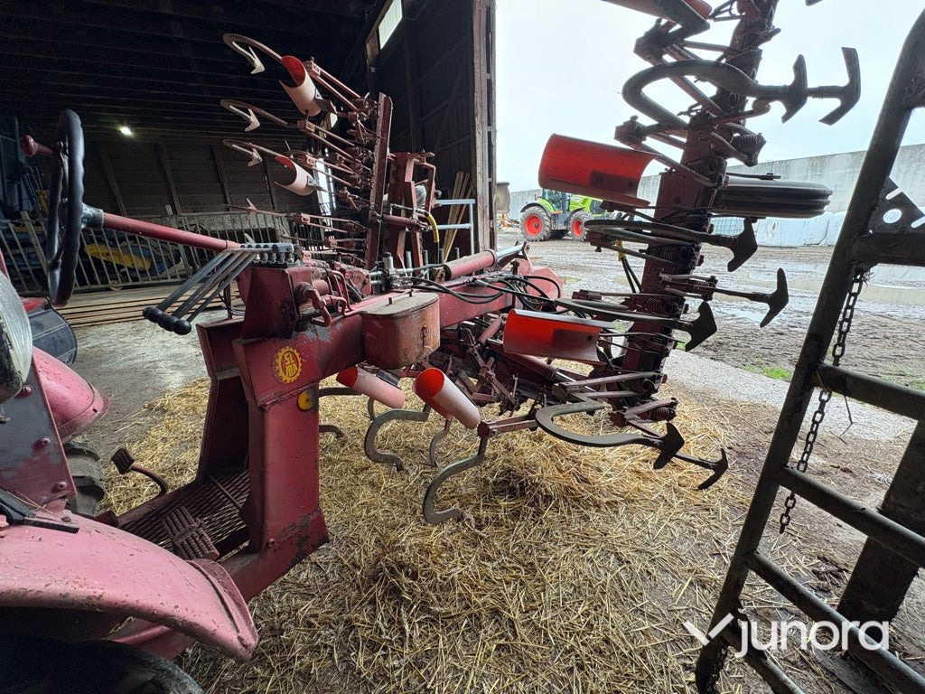 Radhacka - Volvo BM, Victor 230 - Глибокорозпушувач: фото 3 Radhacka - Volvo BM, Victor 230 - Глибокорозпушувач: фото 3