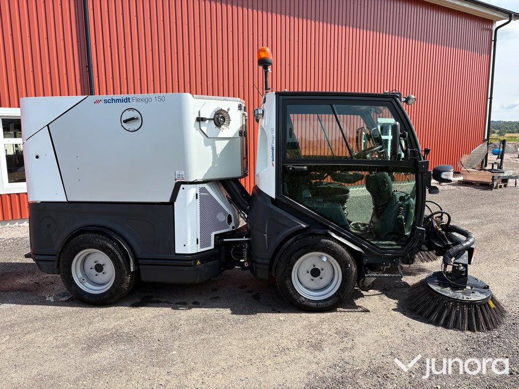 SCHMIDT Flexigo 150 - Підмітально-прибиральна машина: фото 5 SCHMIDT Flexigo 150 - Підмітально-прибиральна машина: фото 5