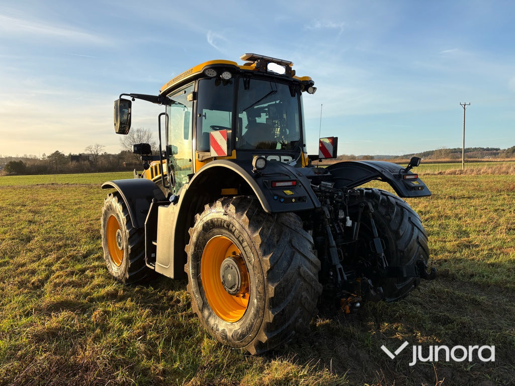 Traktor – JCB Fastrac 4220 Nordic Edition - Трактор: фото 4 Traktor – JCB Fastrac 4220 Nordic Edition - Трактор: фото 4